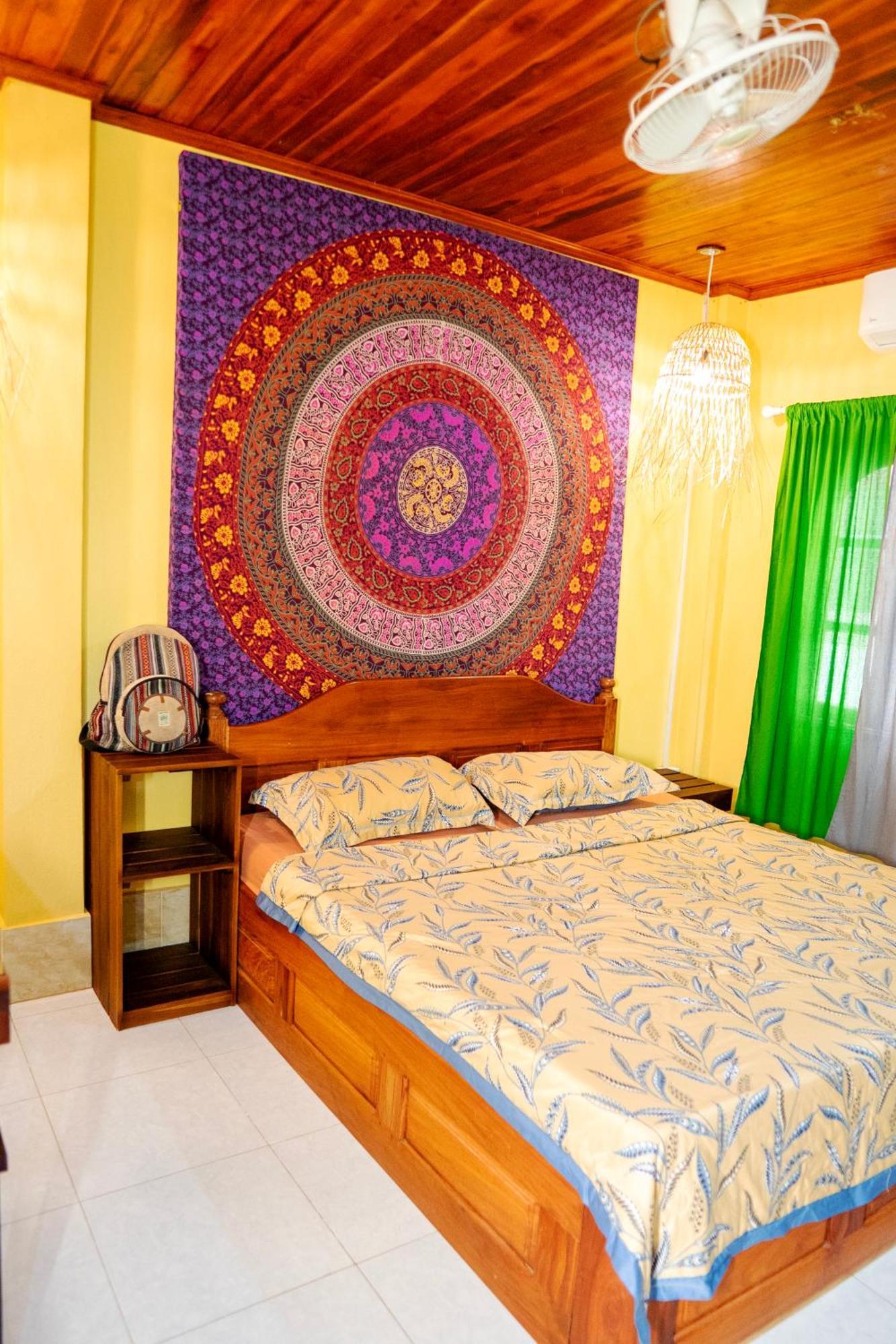 La Casa Nostra Hostel หลวงพระบาง ภายนอก รูปภาพ