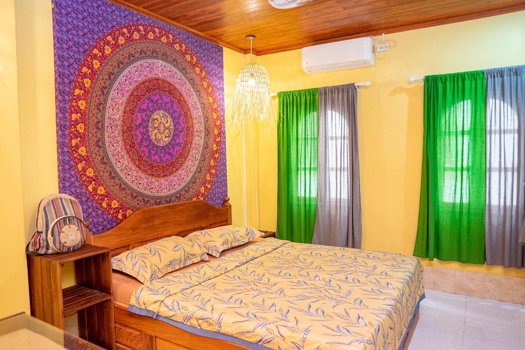 La Casa Nostra Hostel หลวงพระบาง ภายนอก รูปภาพ